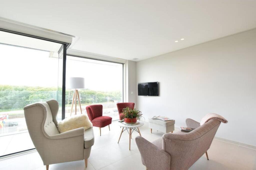 Luxe Apt In Centrum Bredene Overlooking The Dunes エクステリア 写真